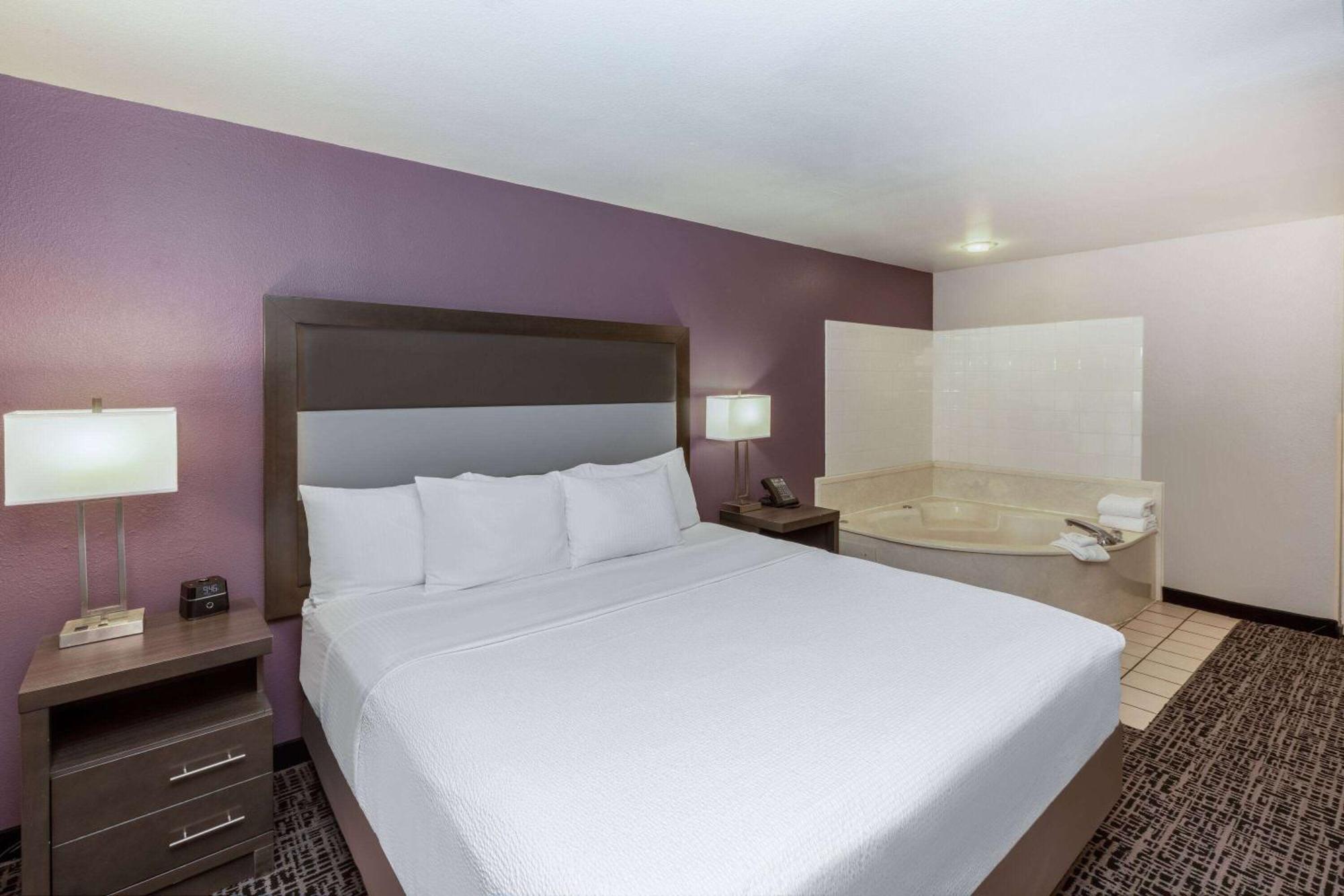 La Quinta By Wyndham Rockwall Bagian luar foto